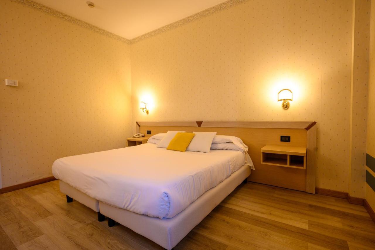 Hotel Torre Di Pratolungo ローマ エクステリア 写真
