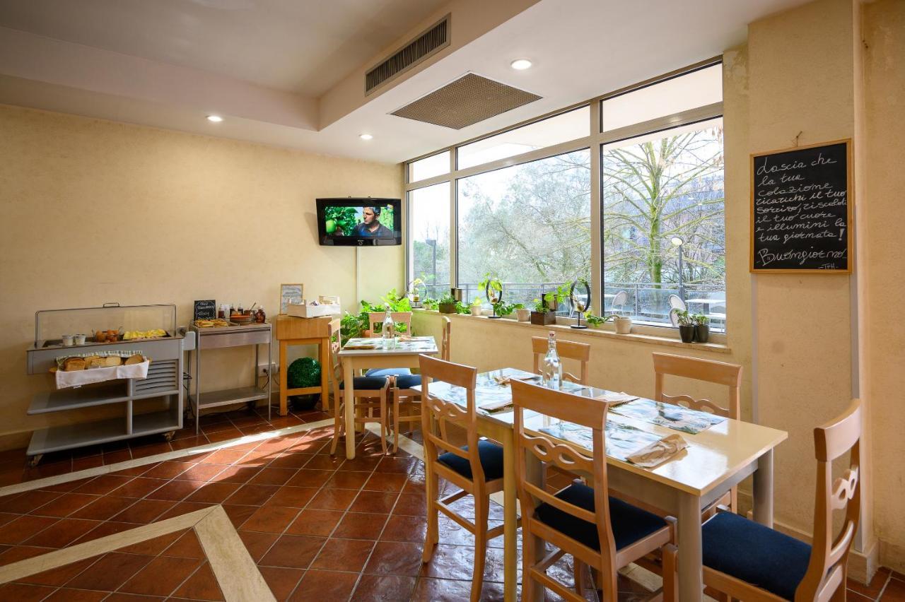 Hotel Torre Di Pratolungo ローマ エクステリア 写真