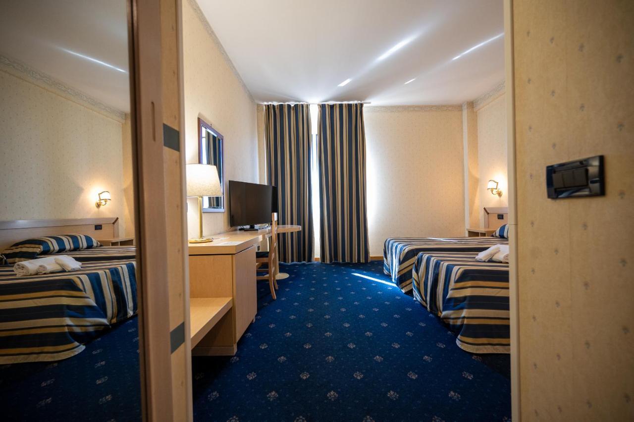 Hotel Torre Di Pratolungo ローマ エクステリア 写真